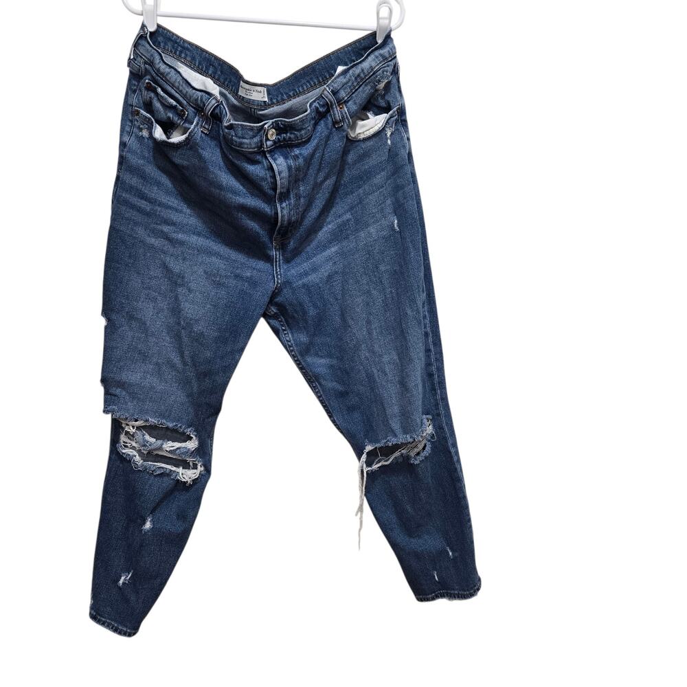Abercrombie The Mom High Rise Ripped Jeans Size 20 35 Blue